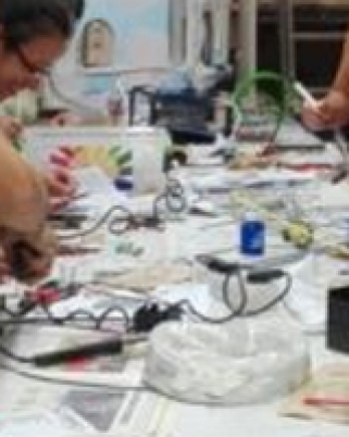 Curs d’electricitat pels nostres Pessebristes