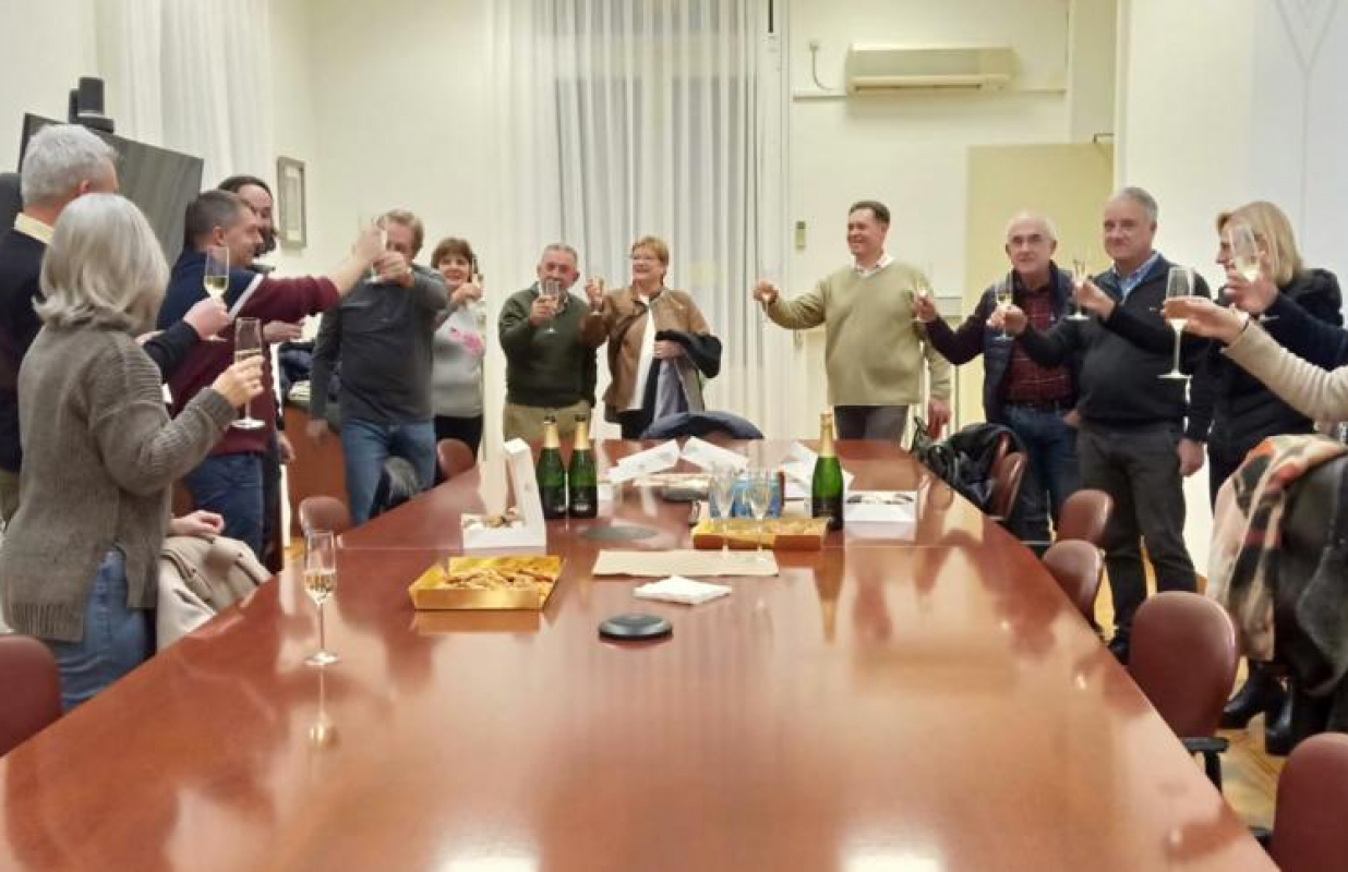 Ahir l´Ajuntament de Sabadell va fer una recepciò oficial a l´Agrupaciò Pessebriste de Sabadell en agraïment per la feina feta en el projecta del pessebre de la ciutat.